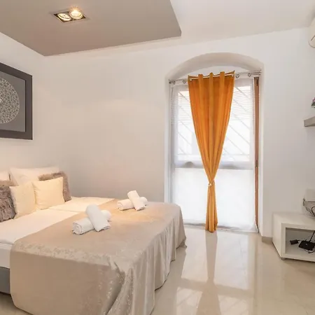 Rony Studio Apartamento Split